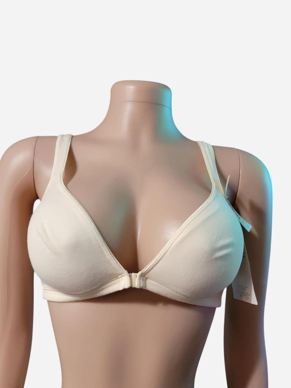 Jockey Cream Front-Close Wireless Triangle Bra